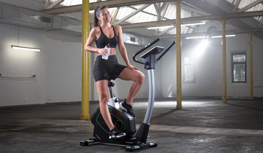 How Many Calories Does an Exercise Bike Burn?